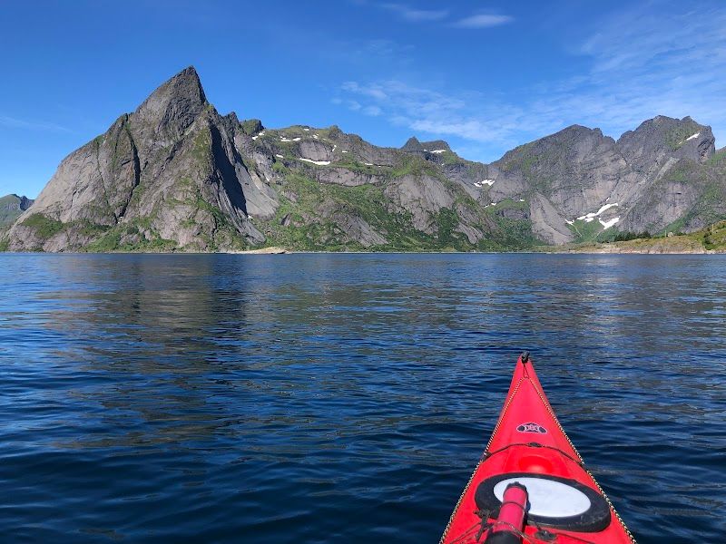 Kayaking in Reinefjord