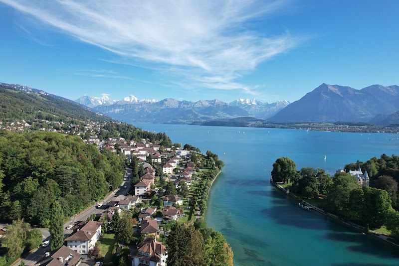 Explore Lake Thun by boat or kayak