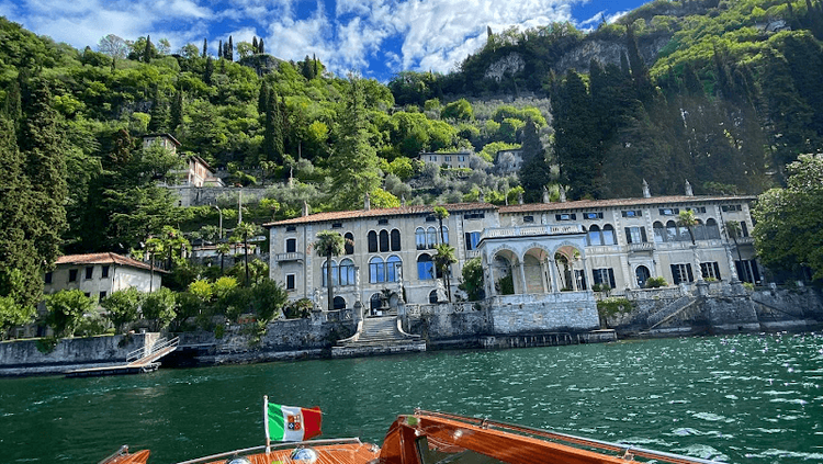 Explore Lake Como by Boat - Varenna - Italy