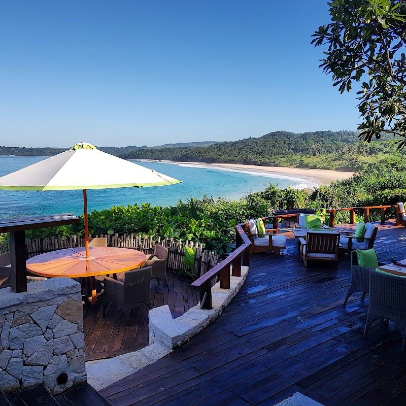 Relax at Nihiwatu Beach