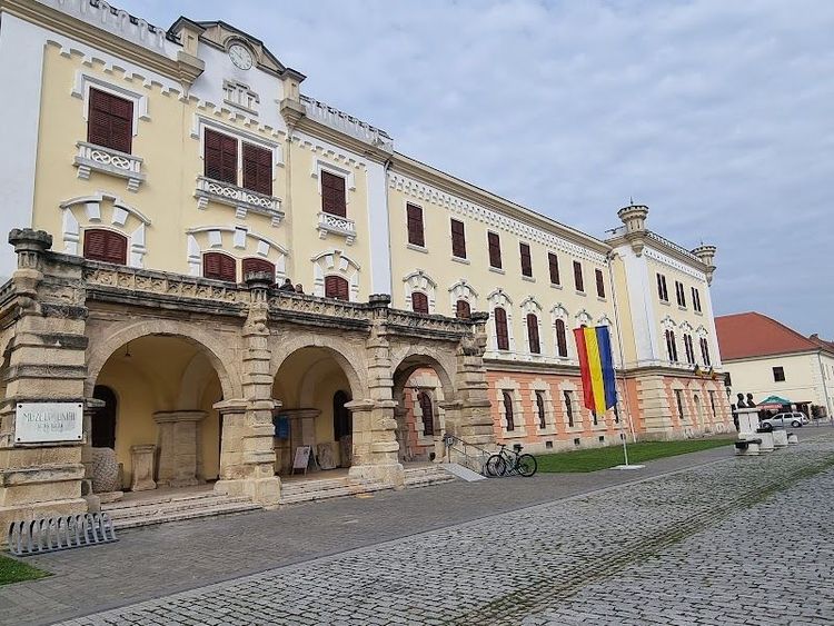 Explore the National Union Museum - Alba Iulia - Romania