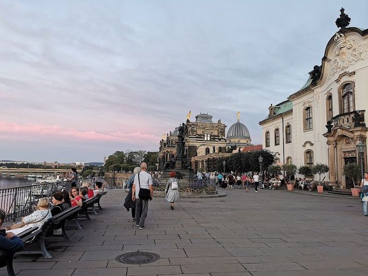Stroll along the Brühl's Terrace - Dresden - Germany