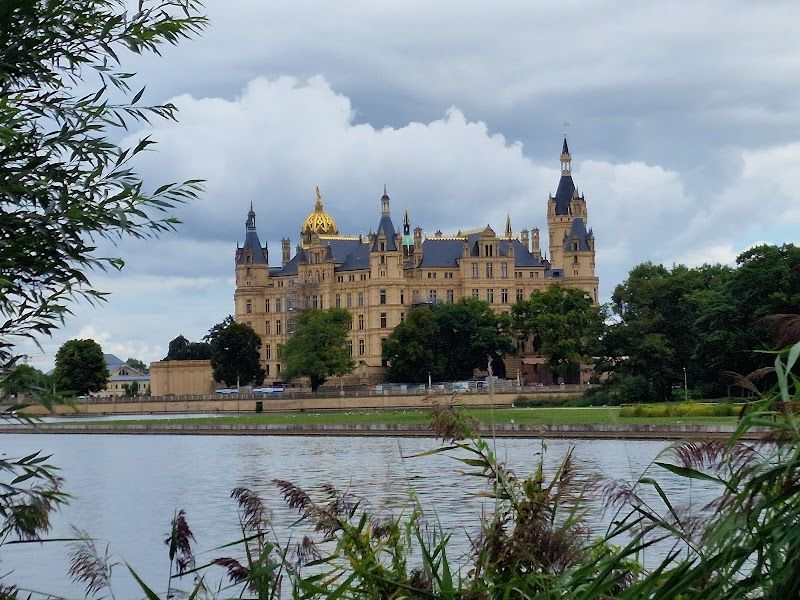 Visit Schwerin Castle (Schweriner Schloss)