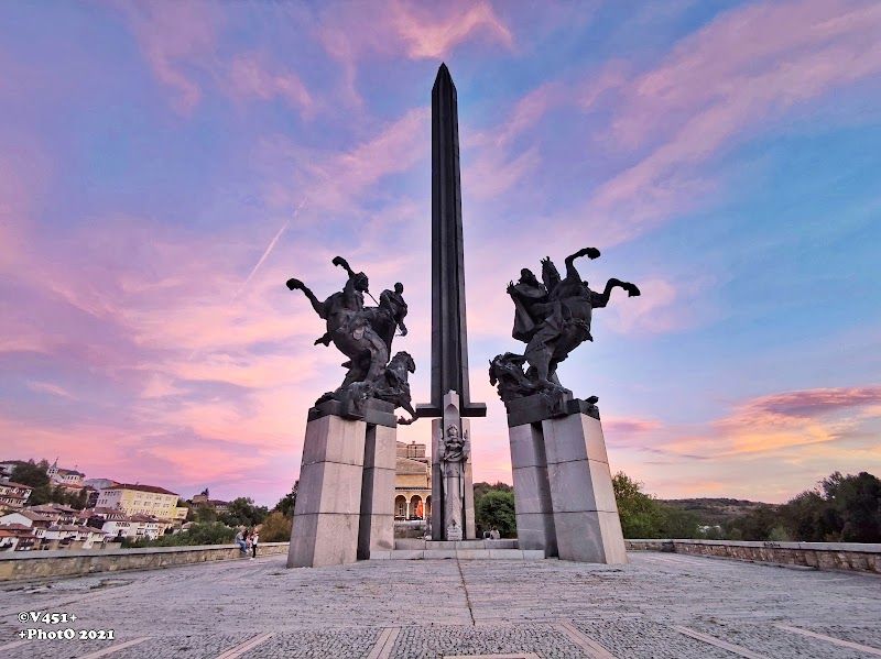 Asenevtsi Monument and Art Gallery