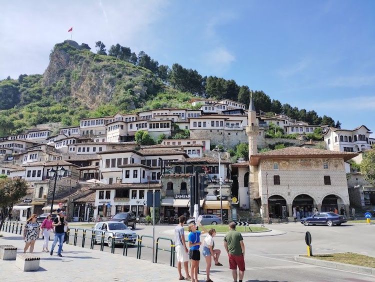 Stroll through the Mangalem and Gorica Quarters - Berat - Albania