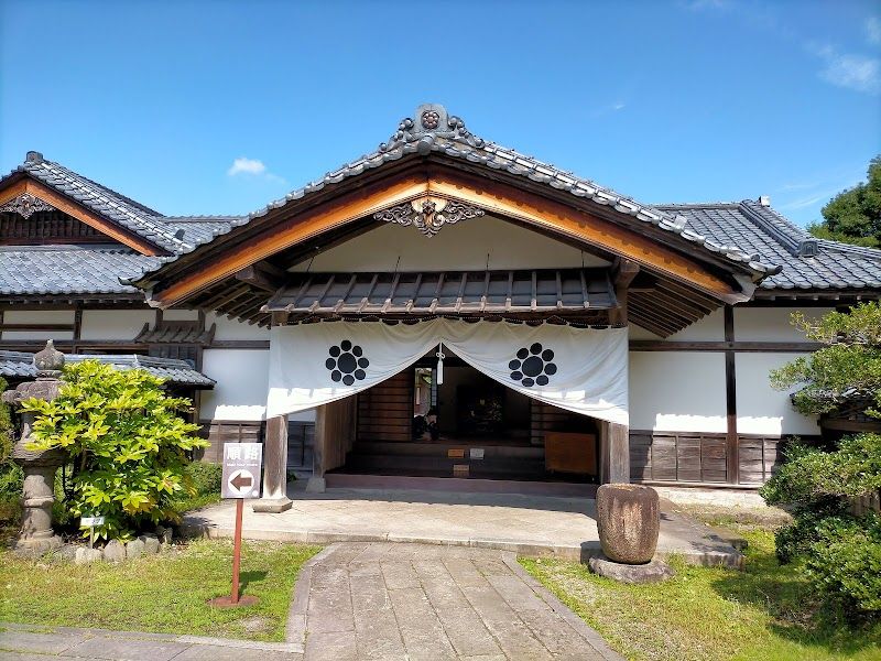 Explore the Samurai Residences in Aizu Bukeyashiki