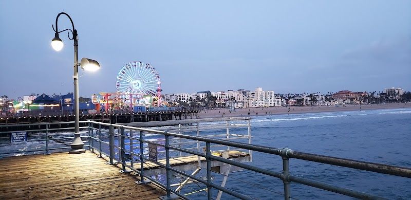 Stroll along the Santa Monica Pier and Beach