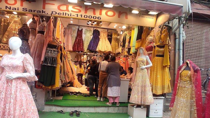 Experience Chandni Chowk Market