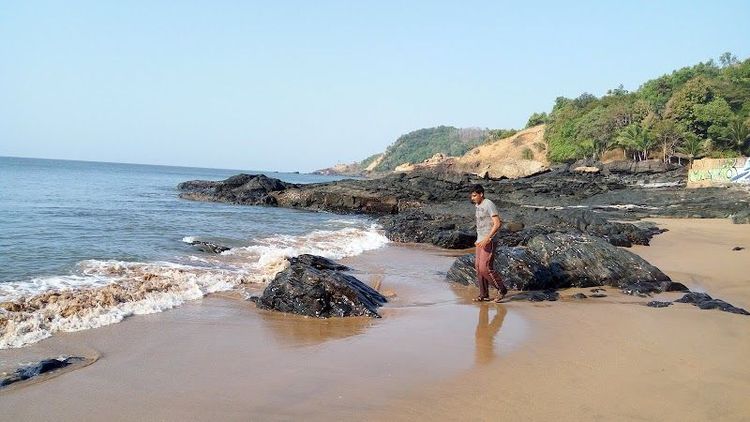 Beach Trekking from Gokarna Beach to Paradise Beach - Gokarna - India