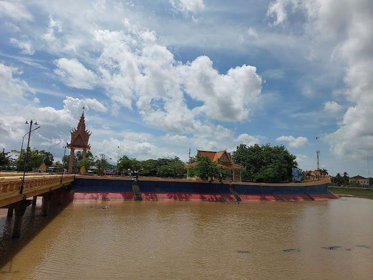 Sampov Meas - Krong Pursat - Cambodia