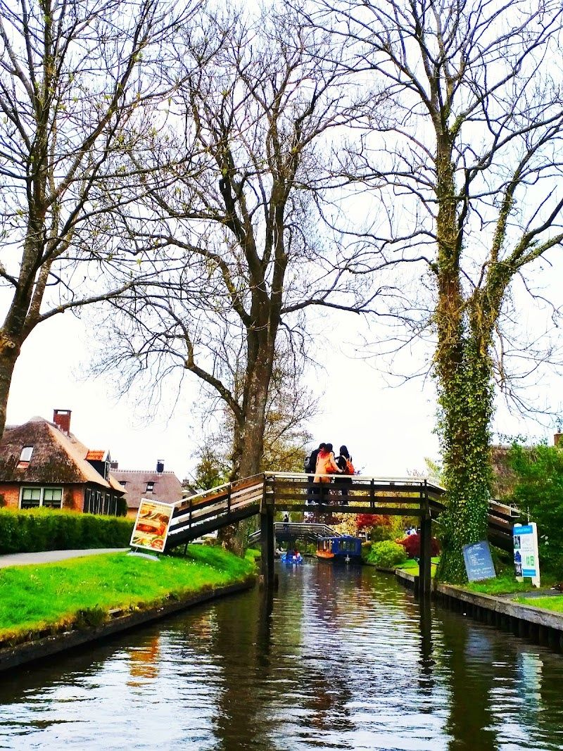 Exploring Giethoorn's Museums (Museum Giethoorn 't Olde Maat Uus)