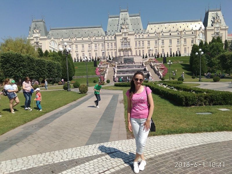 Visit the Palace of Culture