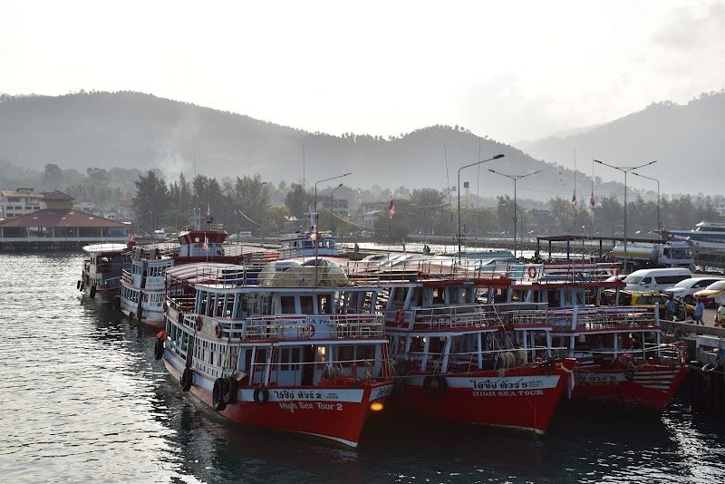 Take a boat tour of the Tapee River