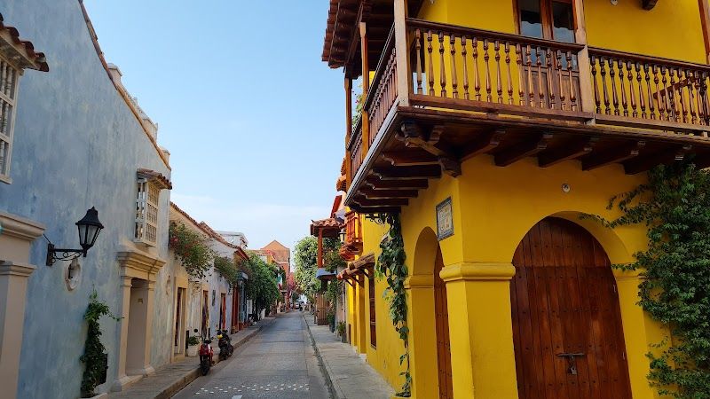 Explore the Walled City (Ciudad Amurallada)