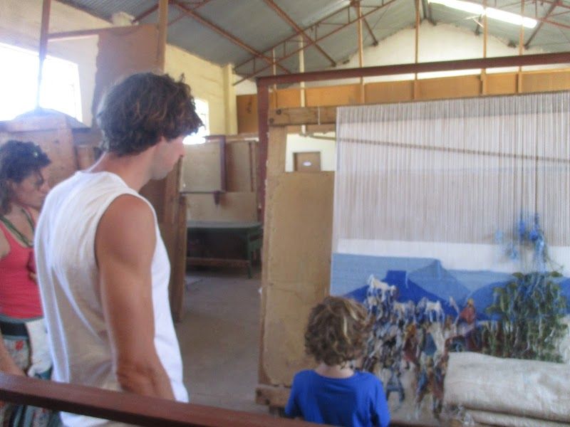 Tour Local Weaving Workshops