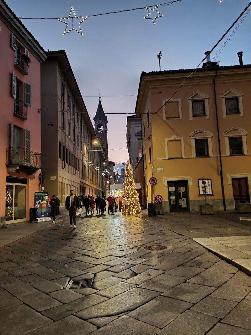 Explore the Historic Center of Asti