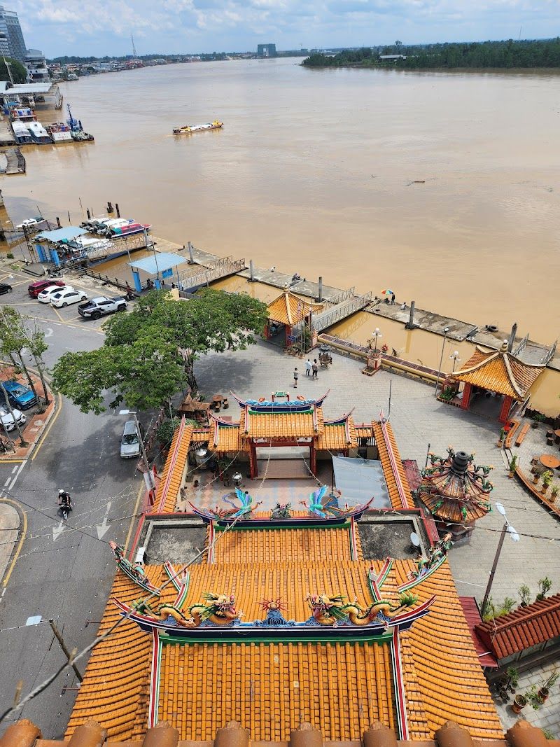 Explore the Sibu Central Market