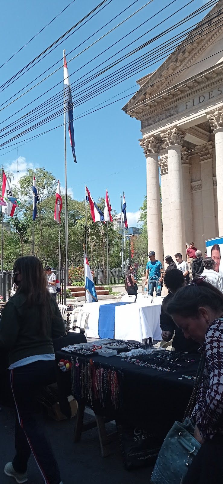 Visit the National Pantheon of the Heroes