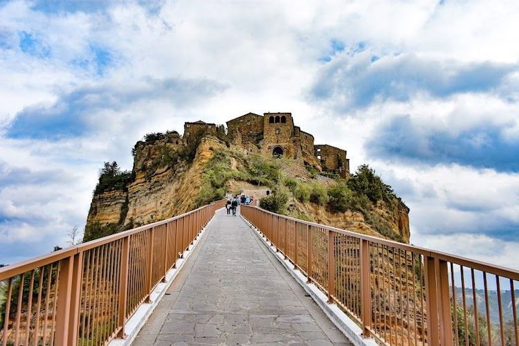 Walk Across the Footbridge to Civita di Bagnoregio - Civita - Italy