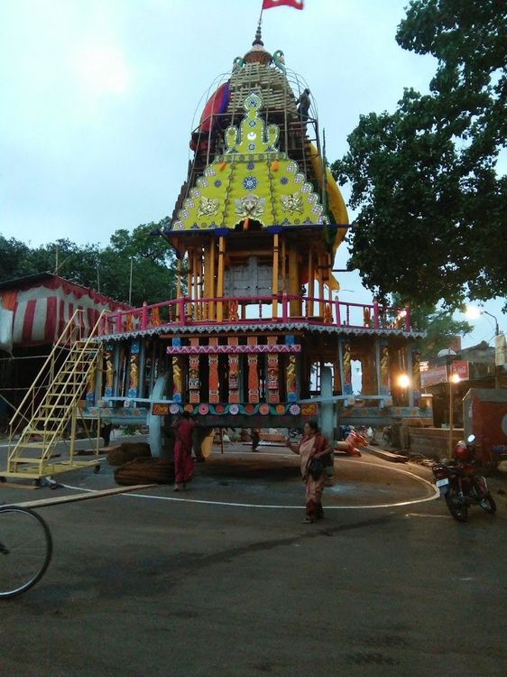 Explore Lingaraj Temple - Bhubaneswar - India
