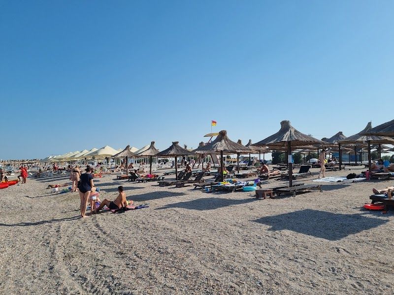 Relax at Mamaia Beach