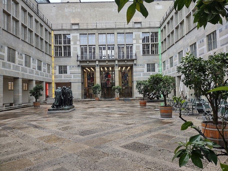 Visit the Kunstmuseum Basel