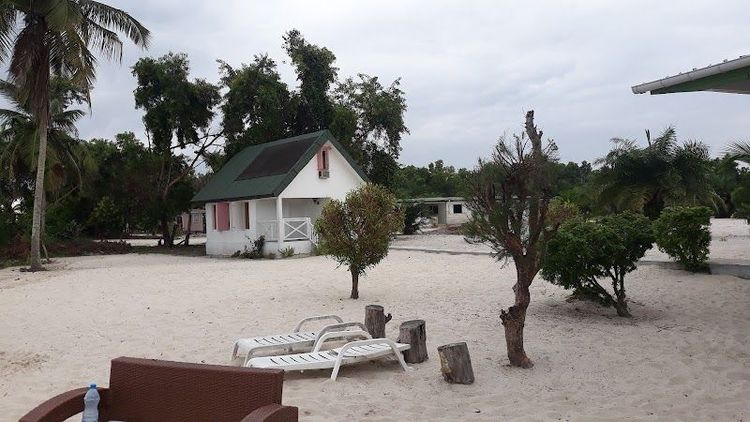 Visit the Pointe Denis Beach - Point Denis - Gabon