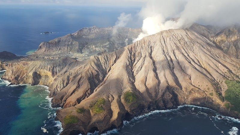 White Island (Whakaari) Volcano Tour