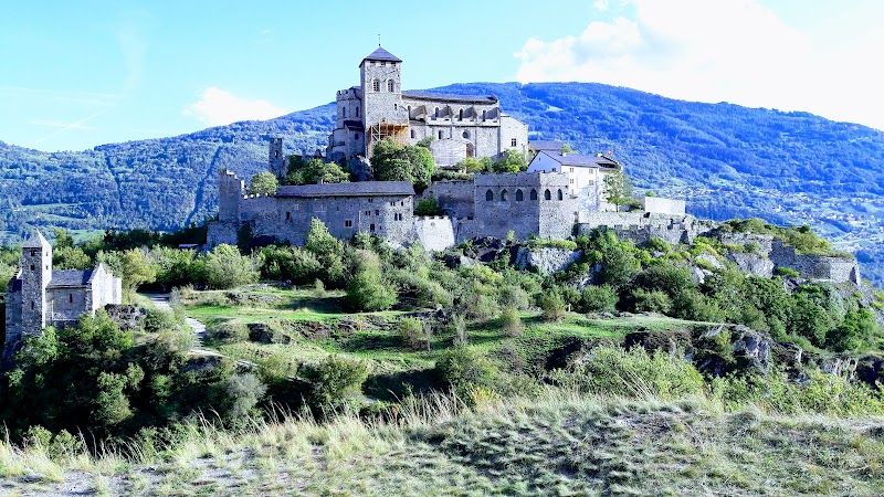 Tour the Château de Tourbillon