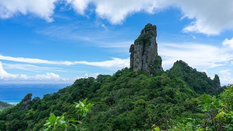 Te Rua Manga The Needle - Avarua - Cook Islands