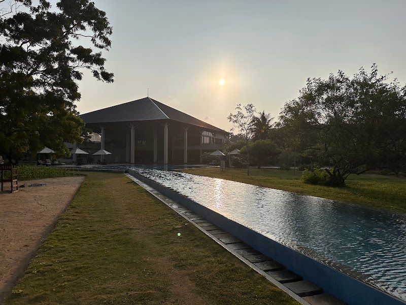 Relax on Pasikuda Beach