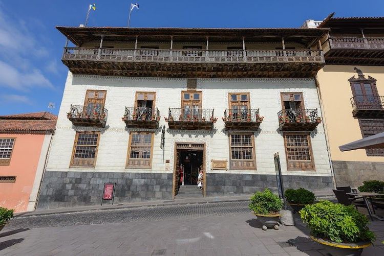 Visit the Casa de los Balcones - La Orotava - Spain