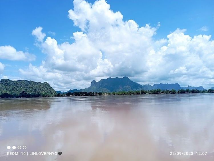 Climb Mount Zwegabin - Hpa-An - Myanmar (Burma)