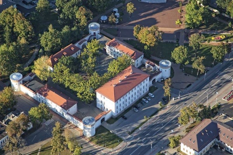 Visit Tauragė Castle and Regional Museum