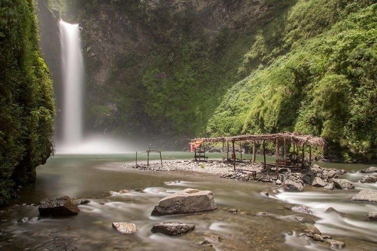 Visiting Tappiya Waterfalls - Banaue - Philippines