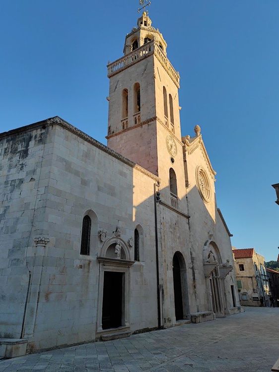 Visit St. Mark's Cathedral - Korčula - Croatia
