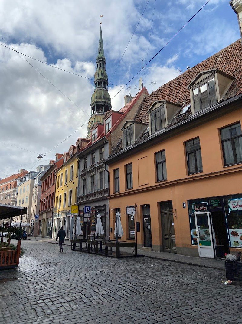 Explore Riga Old Town (Vecrīga)