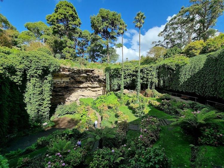 Umpherston Sinkhole Balumbul - Mount Gambier - Australia