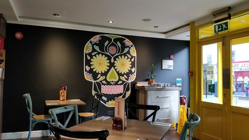 El Guaca Mexican Grill