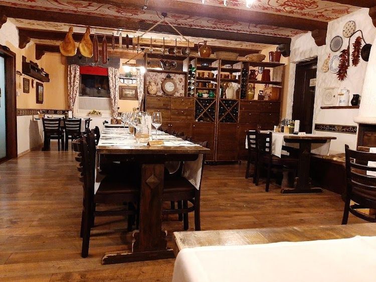 Hársfa Étterem - Mosonmagyaróvár - Hungary