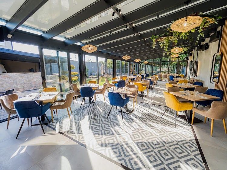 Pomo Korzó - Tatabánya - Hungary