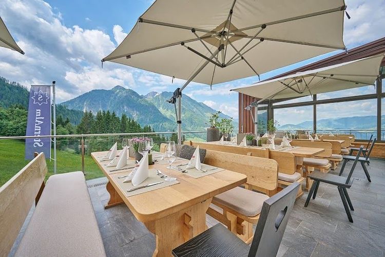 Alpendorf Panoramastube