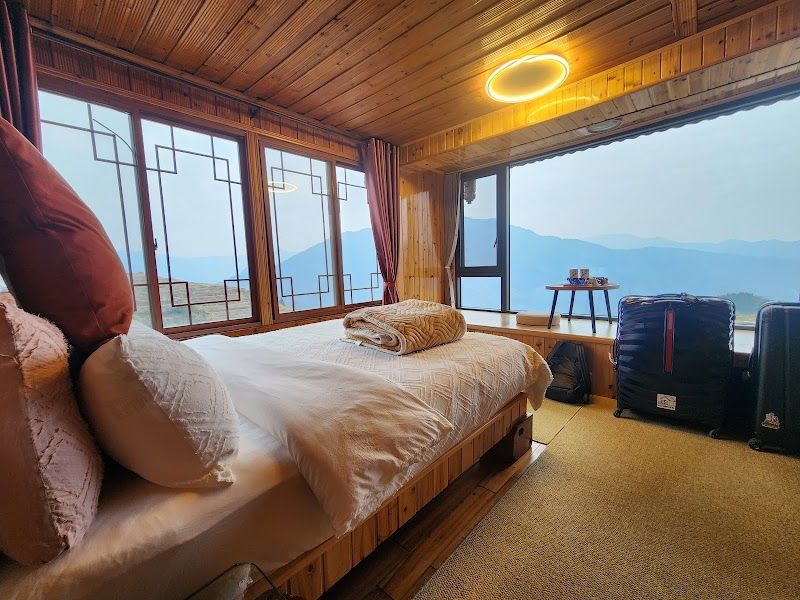 Long Ji One Hotel & Restaurant