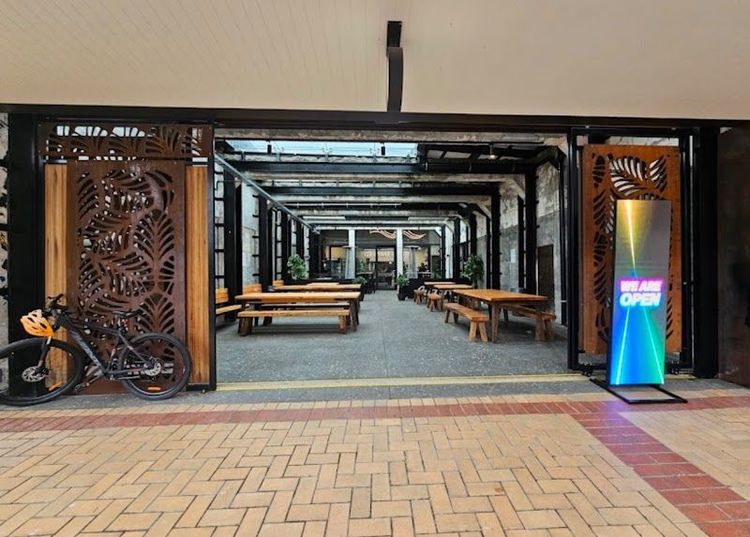 GEMMELLS Cafe Restaurant & Bar - Wairoa - New Zealand