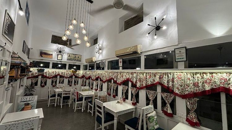 Y Cafe & Restaurant - Dehradun - India