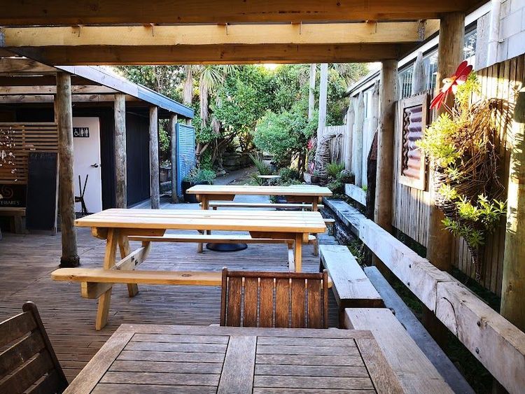 Fat Pipi Pizza - Hokitika - New Zealand