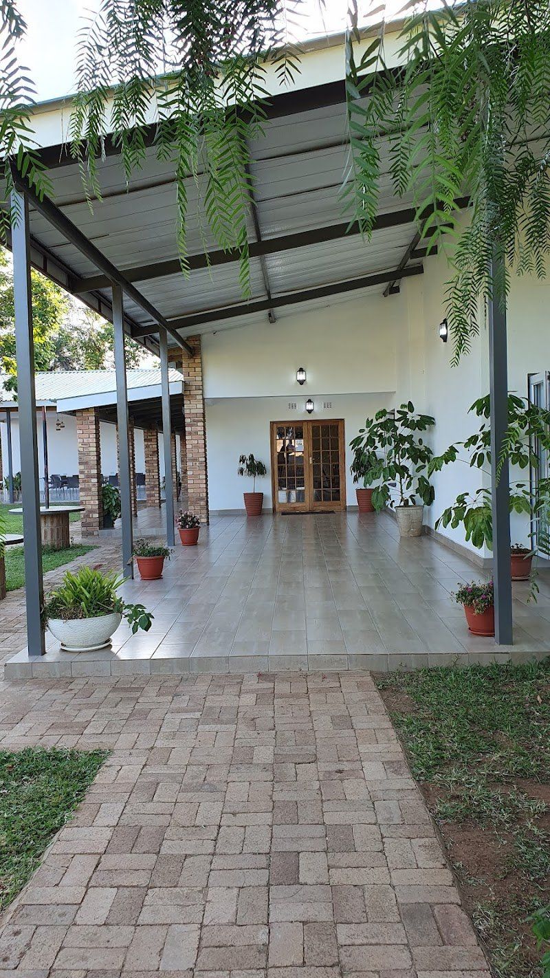 Serowe Hotel Restaurant