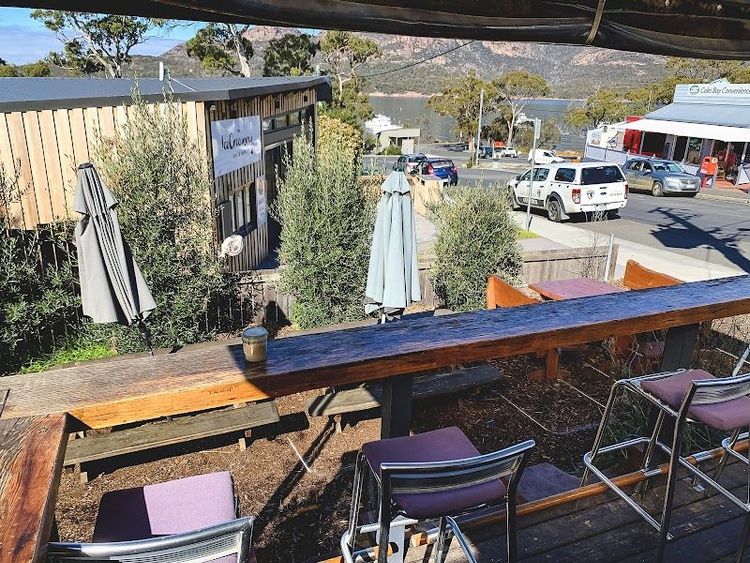 Geographe Restaurant and Espresso Bar - Coles Bay - Australia