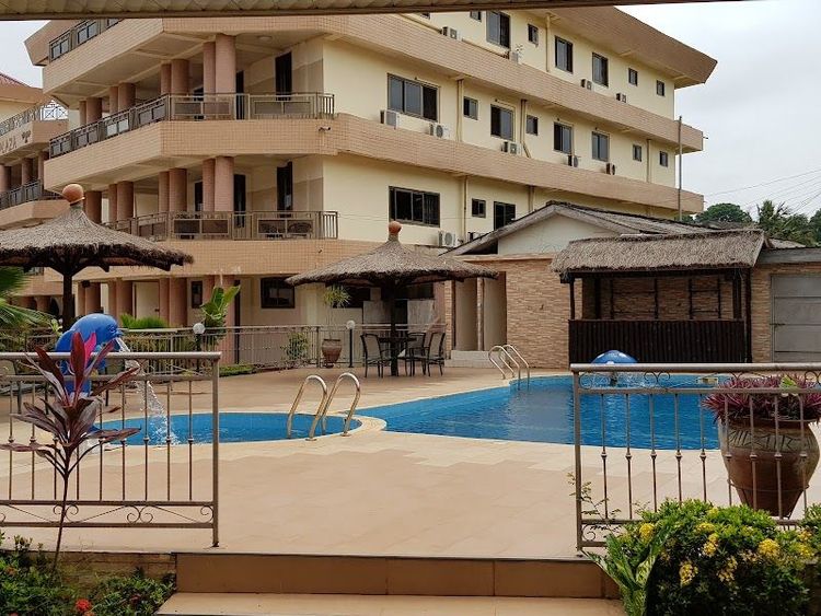 Akroma Plaza Restaurant