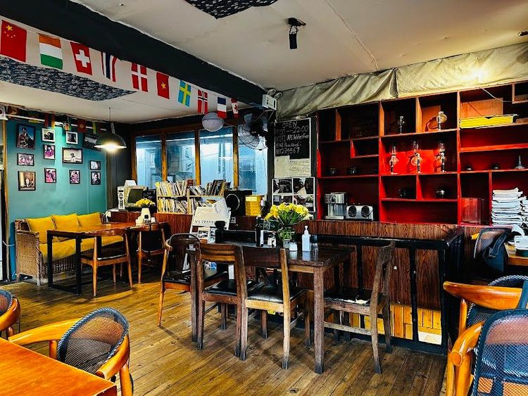 V.sherry Wine & Coffee - Lijiang - China